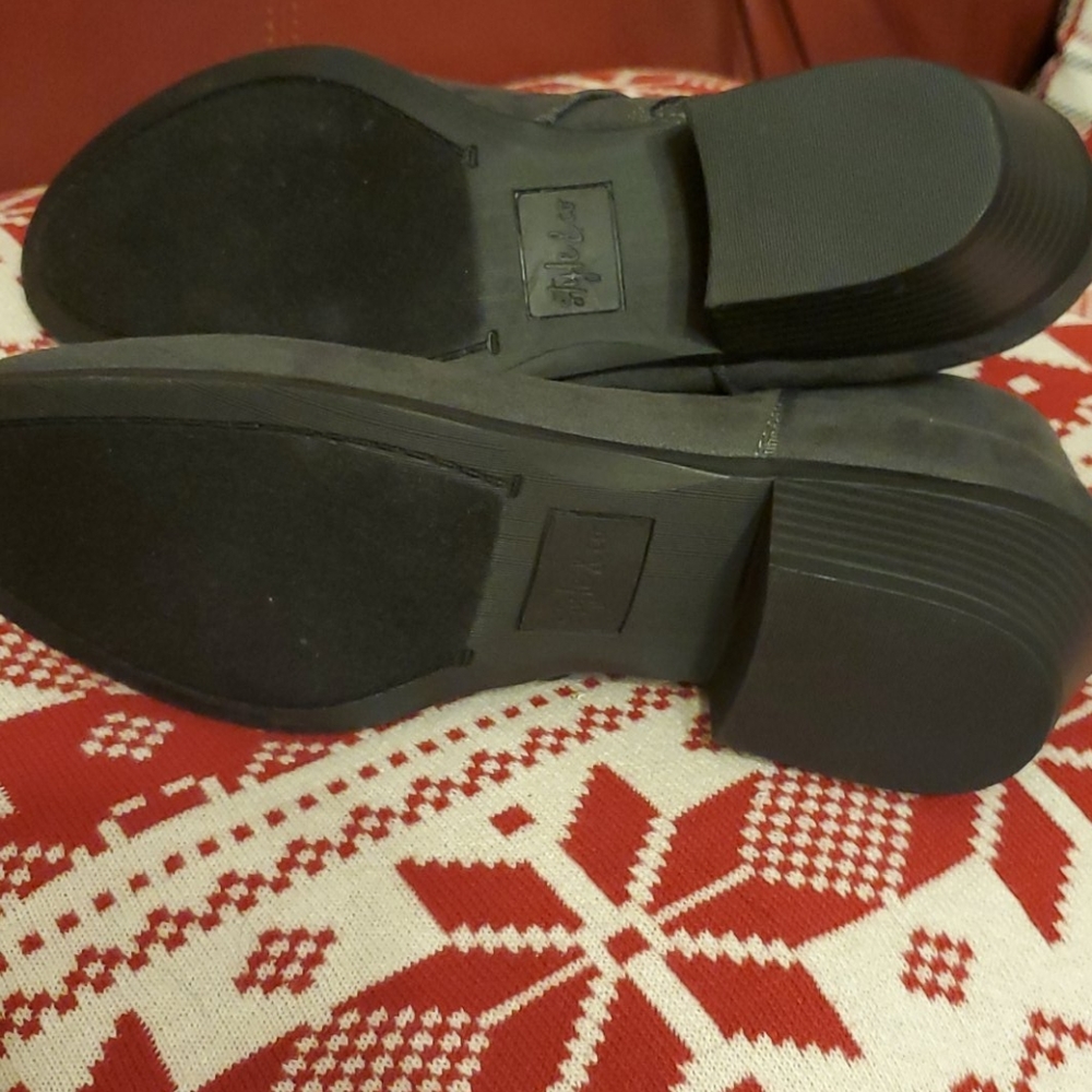 Style & Co. Ankle Booties - NWOT - Picture 8 of 10